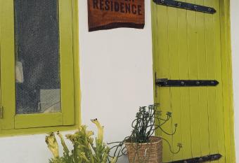 Nisala Residence has Smoking rooms