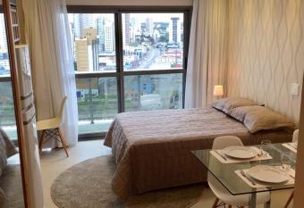 Estudio moderno com linda vista para a Serra has Balcony rooms