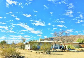 29 Hillside by JTNP Visitor Center has Balcony rooms