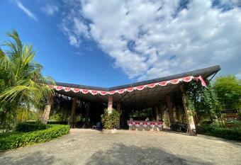  allows 18 year olds to book a room