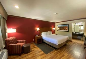 Best Western Plus Greenwell Inn allows 18 year olds to book a room