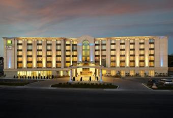 Holiday Inn & Suites Montreal Airport By IHG has Balcony rooms