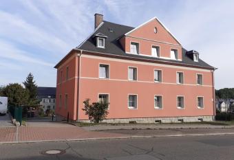 Ferienwohnung - August-Bebel-Str. 19 has Balcony rooms