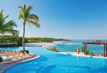 Four Seasons Resort Punta Mita has Balcony rooms