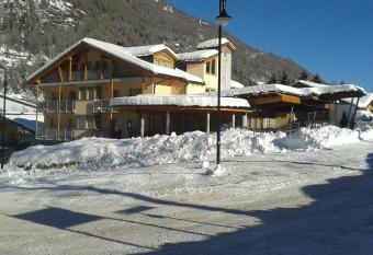 R.T.A. La Moretina has Balcony rooms