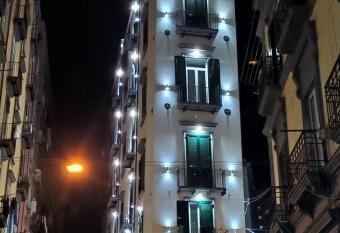 Palazzo Settembrini 49 has Balcony rooms