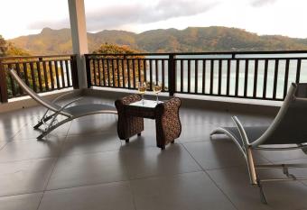 Sailfish Beach Villas has Balcony rooms