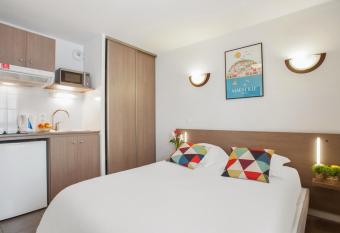 Appart City Classic Marseille Euromed allows 18 year olds to book a room