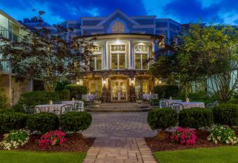 Olde Mill Inn has Balcony rooms