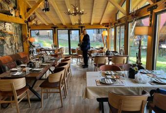 Algara hut has Balcony rooms