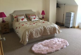 The Crossroads B&B allows 18 year olds to book a room