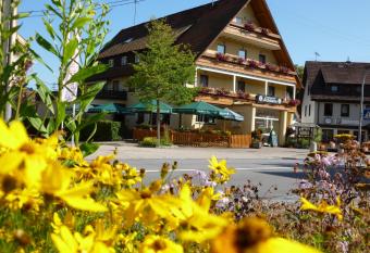 Hotel-Restaurant Gasthof zum Sch  tzen has Balcony rooms