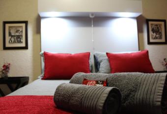 Spruitjie-roer-my-nie has Balcony rooms