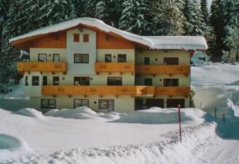 Ferienwohnung Eberharter has Balcony rooms