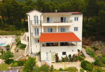 Apartments Katara has Balcony rooms