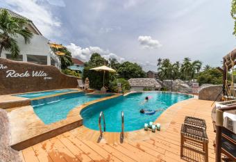 The Rock Samui Beachfront Villa has Balcony rooms