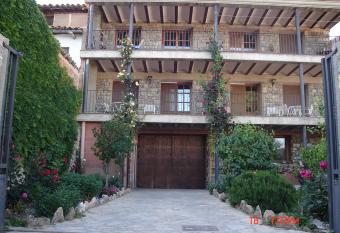 Apartamentos el Portal has Balcony rooms