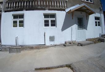 Jem Gems allows 18 year olds to book a room