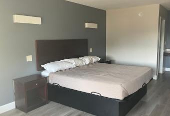 Western Inn Carrollton has Smoking/Balcony rooms