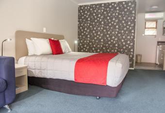 ASURE Scenic Route Motor Lodge allows 18 year olds to book a room