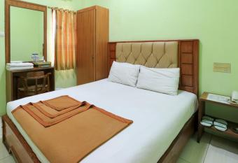 Hotel Prisma allows 18 year olds to book a room