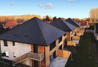 Clos de la Couturelle has Balcony rooms