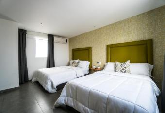 Hotel Suites Regina allows 18 year olds to book a room