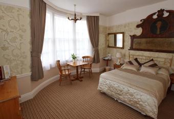 The Market Inn allows 18 year olds to book a room