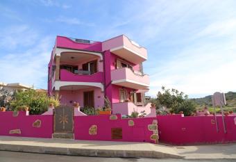 La Fortezza Appartamenti has Balcony rooms