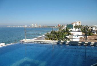 Hotel Suites Nadia Puerto Vallarta allows 18 year olds to book a room