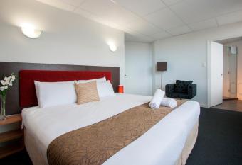 Ascotia Off Queen allows 18 year olds to book a room