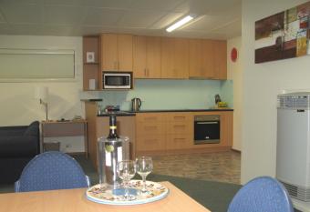 Barclay Motor Inn allows 18 year olds to book a room