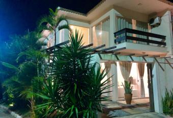 Villa Bella Vista has Smoking rooms