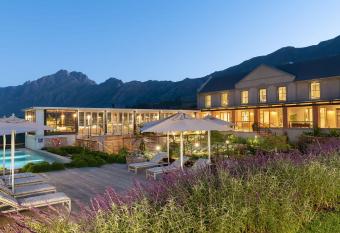 De Zeven allows 18 year olds to book a room