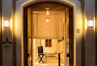 Villa Shanti - Heritage Hotel for Foodies has Balcony rooms