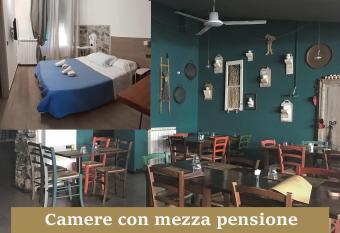 Bella Napoli Guesthouse Trattoria Pizzeria allows 18 year olds to book a room