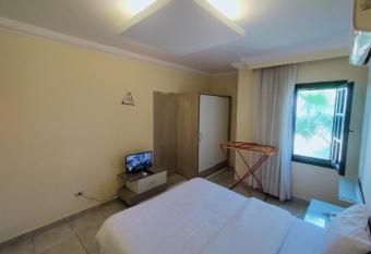                 209-82 has Smoking/Balcony rooms