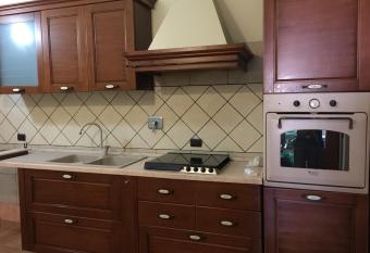 Mancini Michela Alloggio uso turistico has Balcony rooms