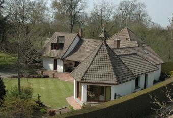 La Coulonni  re has Balcony rooms