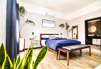 Atelier Boutique Hotel allows 18 year olds to book a room