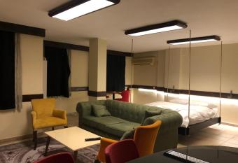 KHALKEDON SU  TE has Smoking/Balcony rooms