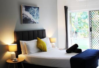 Coral Beach has Balcony rooms