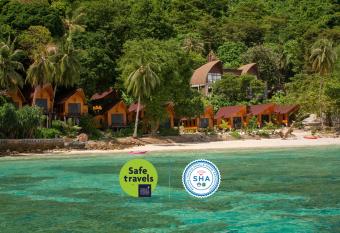 The Cove Phi Phi has Balcony rooms