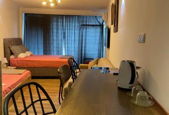 ZANI Hostel has Balcony rooms