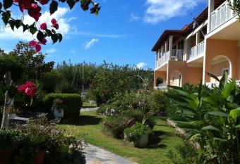 Eleni Apartments has Balcony rooms