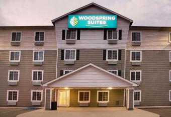 Woodspring Suites Baton Rouge Airline Highway has Smoking rooms