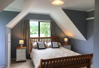 Hunua Ranges allows 18 year olds to book a room