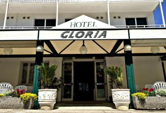 Hotel Gloria has Balcony rooms