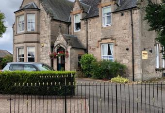 Ardmeanach allows 18 year olds to book a room