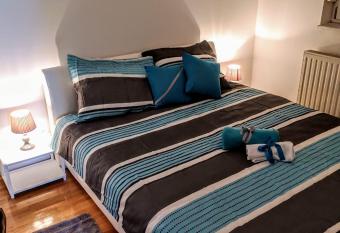 Apartman Kiss allows 18 year olds to book a room